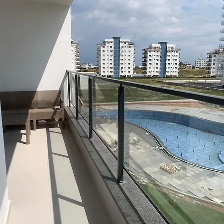 And New Flat In Caesar